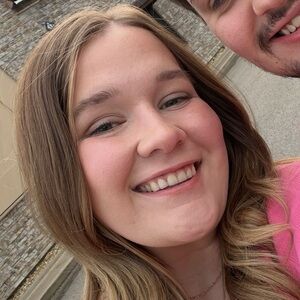 Meet your Posher, Ella